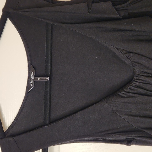 Daisy Fuentes Women's Black Sleeveless V-neckline Ruffled Front Dress Size S - Picture 7 of 12